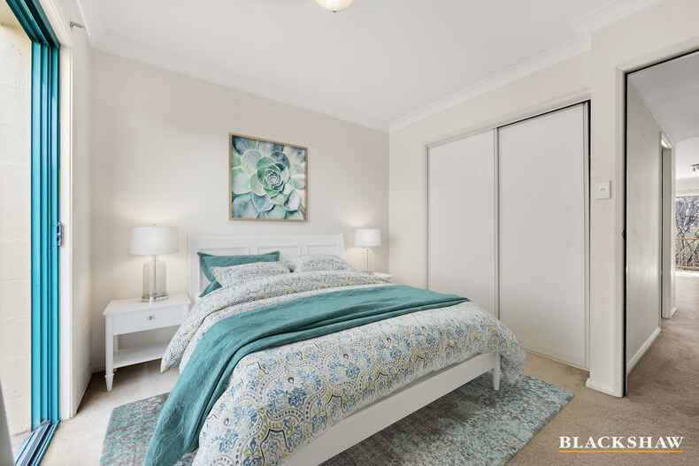 38/53 McMillan Crescent Griffith