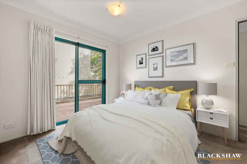 38/53 McMillan Crescent Griffith