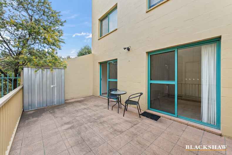 38/53 McMillan Crescent Griffith