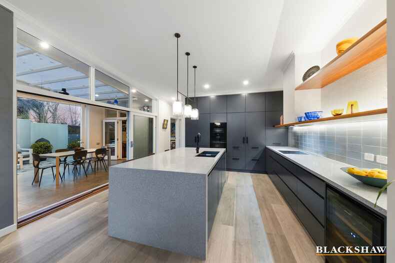 25a Tasmania Circle Forrest 25a Tasmania Circle Forrest