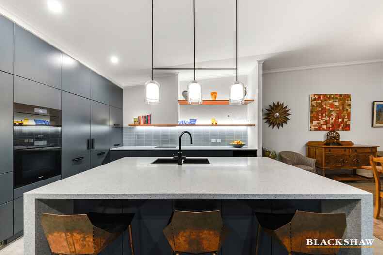 25a Tasmania Circle Forrest 25a Tasmania Circle Forrest