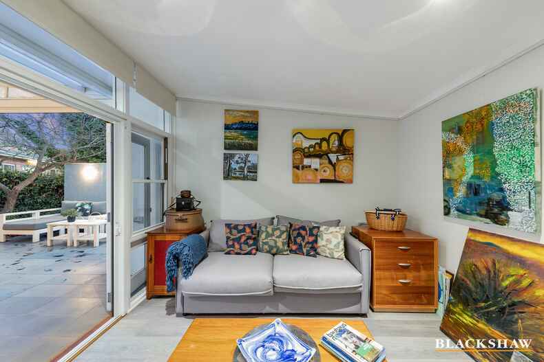 25a Tasmania Circle Forrest 25a Tasmania Circle Forrest