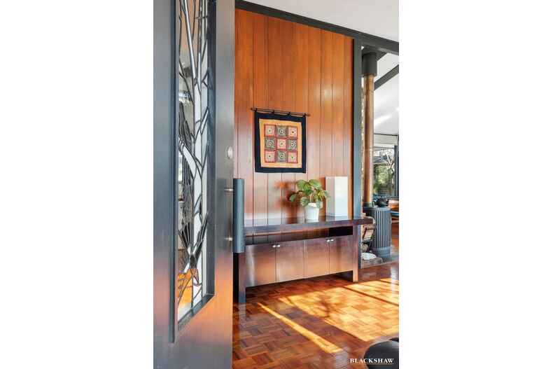 14 Jelbart Street Mawson