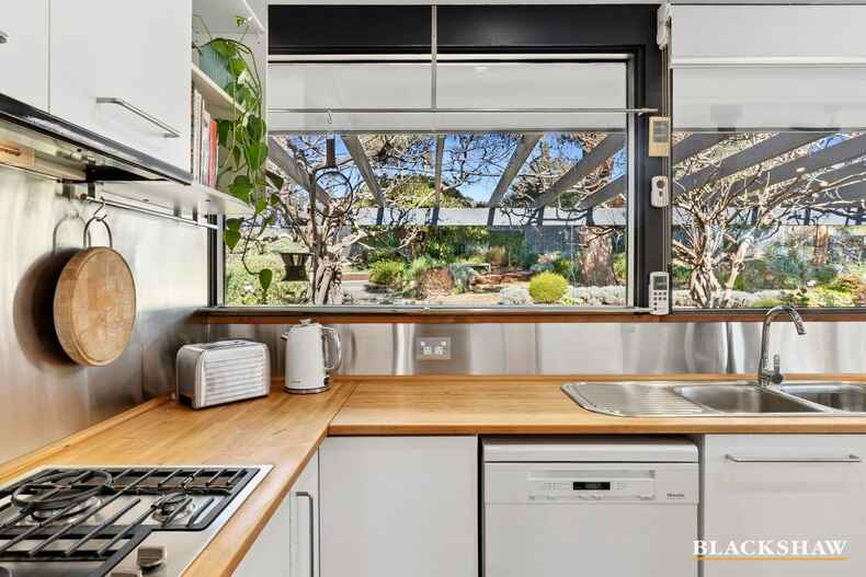 14 Jelbart Street Mawson