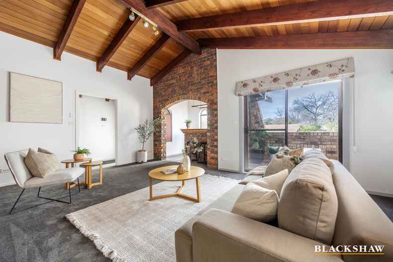 15 Twelvetrees Crescent Florey