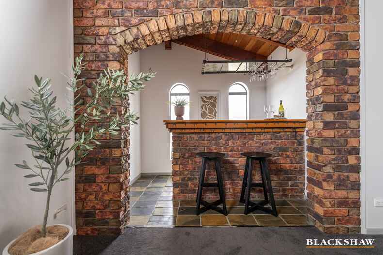 15 Twelvetrees Crescent Florey