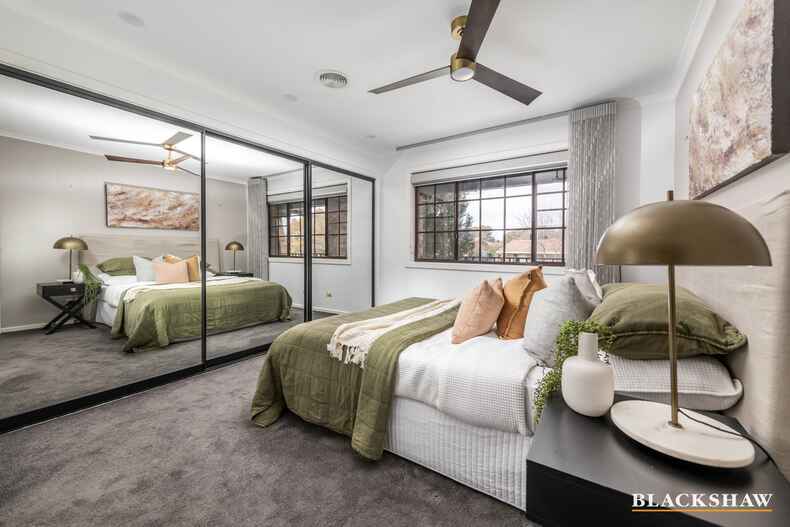 15 Twelvetrees Crescent Florey