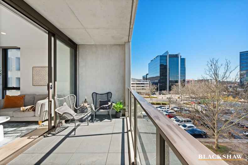 311/39 London Circuit City