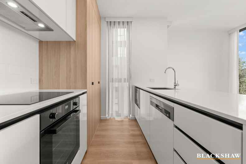 43/17 Captain Cook Crescent Griffith