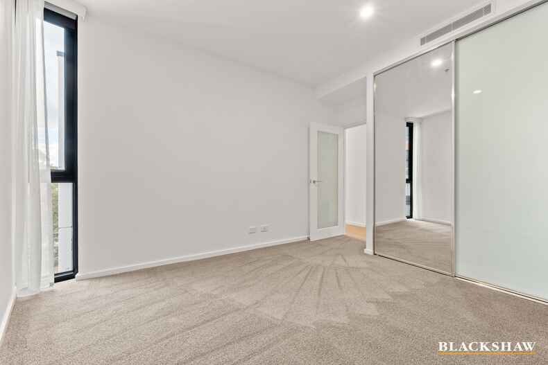 43/17 Captain Cook Crescent Griffith