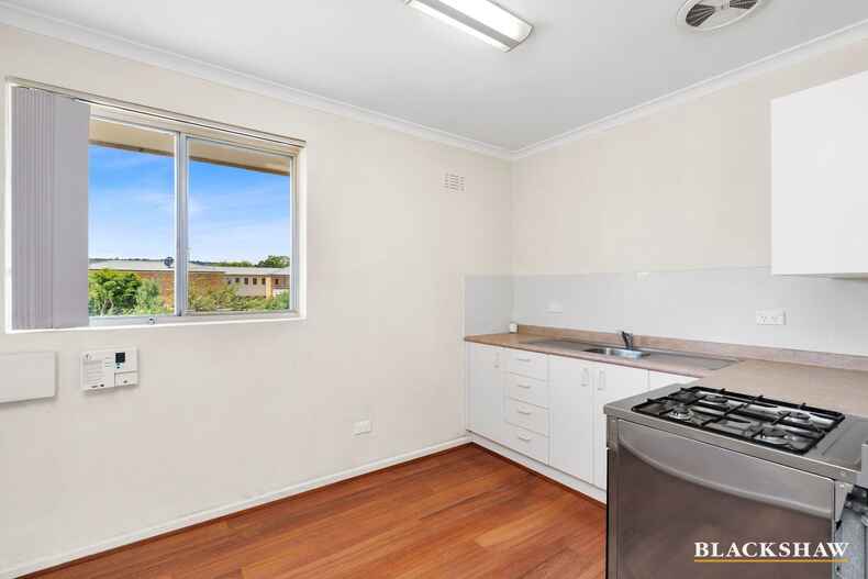 10/25 Macquoid Street Queanbeyan