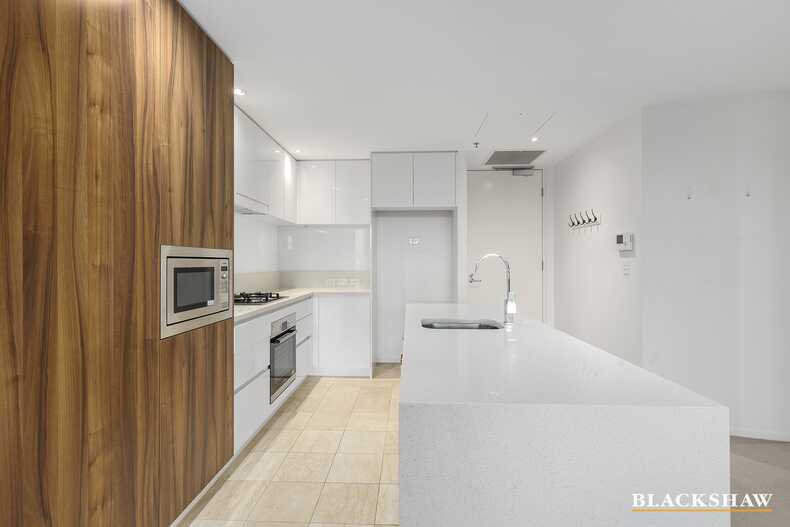 614/240 Bunda Street City