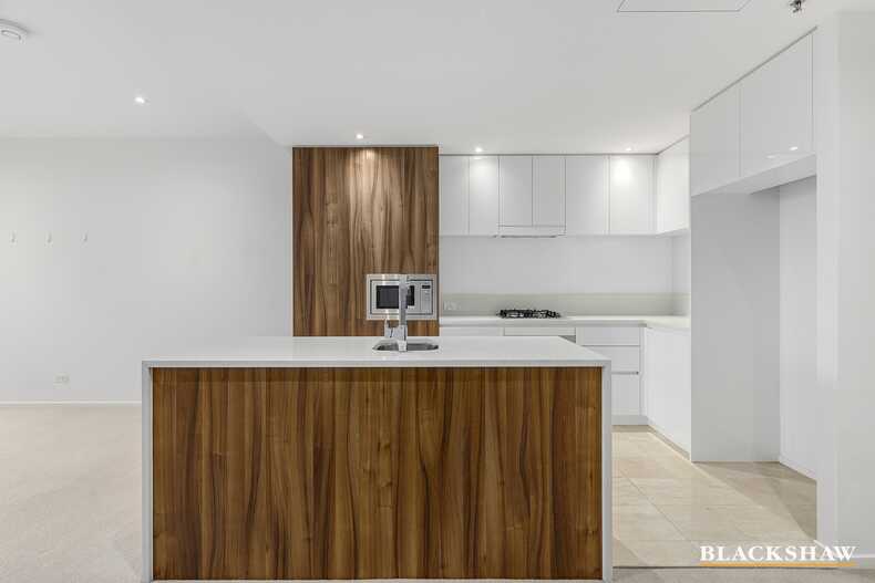 614/240 Bunda Street City