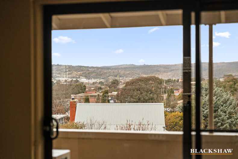 3/83 Derrima Road Queanbeyan