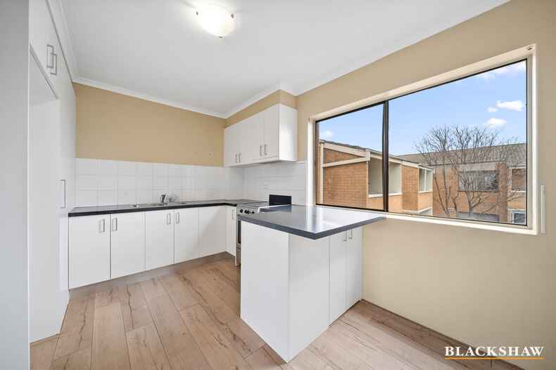 3/83 Derrima Road Queanbeyan