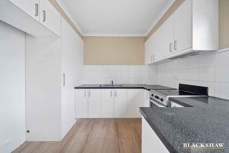 3/83 Derrima Road Queanbeyan