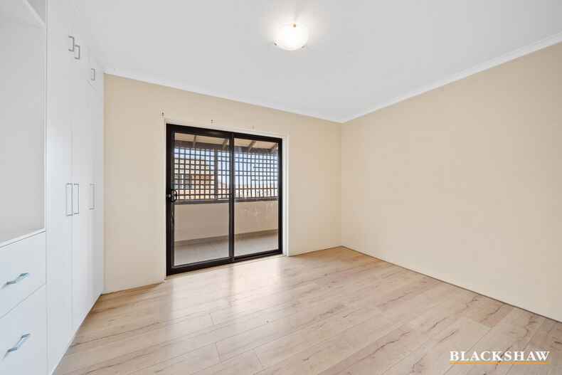 3/83 Derrima Road Queanbeyan