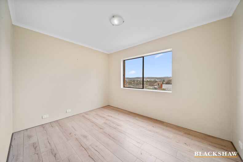 3/83 Derrima Road Queanbeyan
