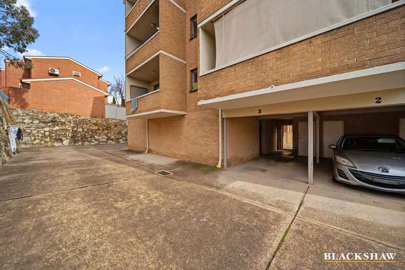 3/83 Derrima Road Queanbeyan