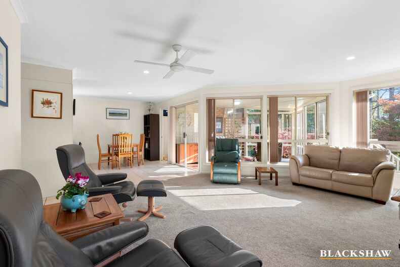 33B Thomas Mitchell Crescent Sunshine Bay 33B Thomas Mitchell Crescent Sunshine Bay