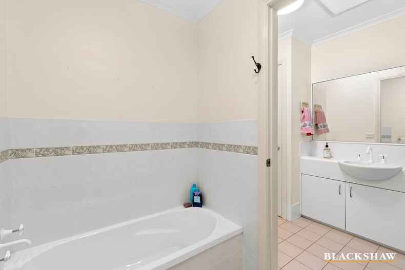 33B Thomas Mitchell Crescent Sunshine Bay 33B Thomas Mitchell Crescent Sunshine Bay