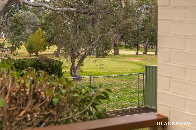 8/131 Britten Jones Drive Holt