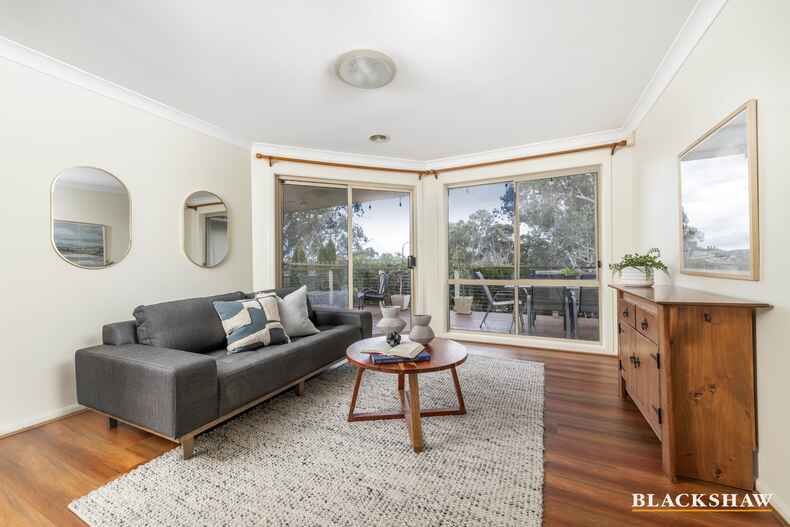 8/131 Britten Jones Drive Holt