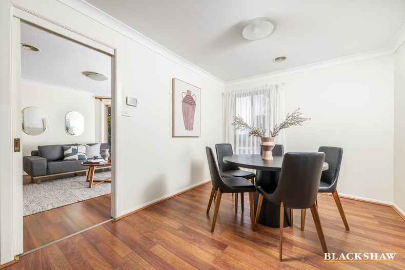 8/131 Britten Jones Drive Holt