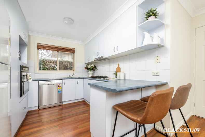 8/131 Britten Jones Drive Holt