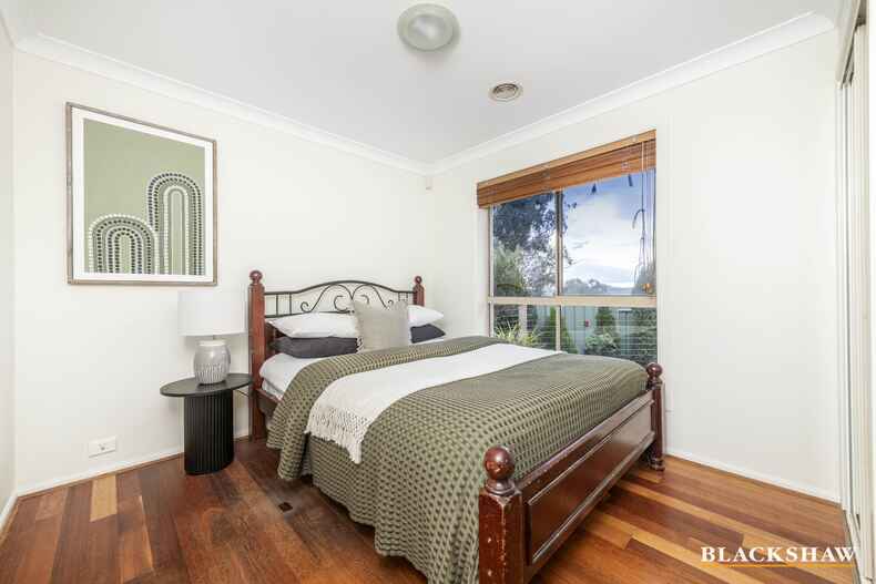 8/131 Britten Jones Drive Holt