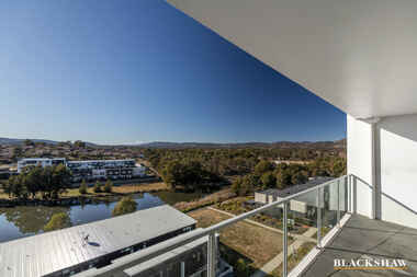 176/35 Oakden Street Greenway