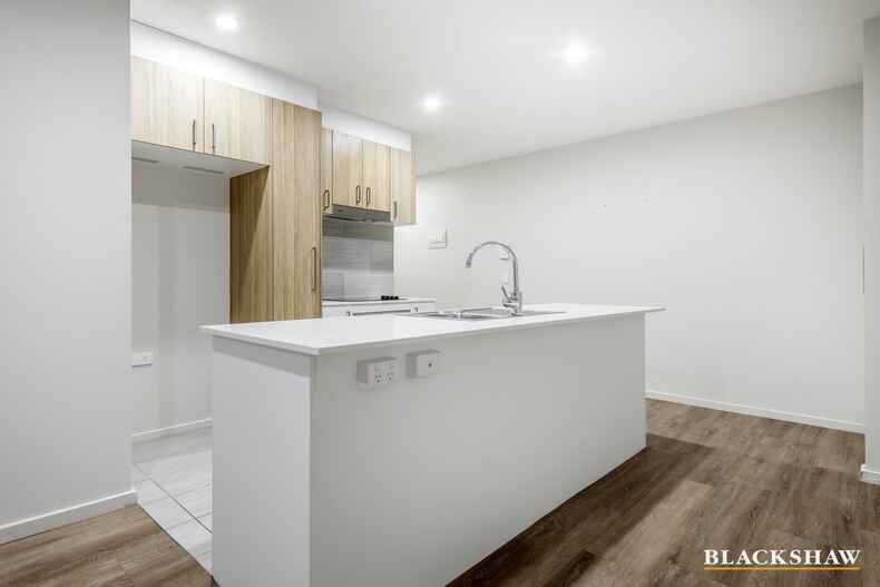 176/35 Oakden Street Greenway