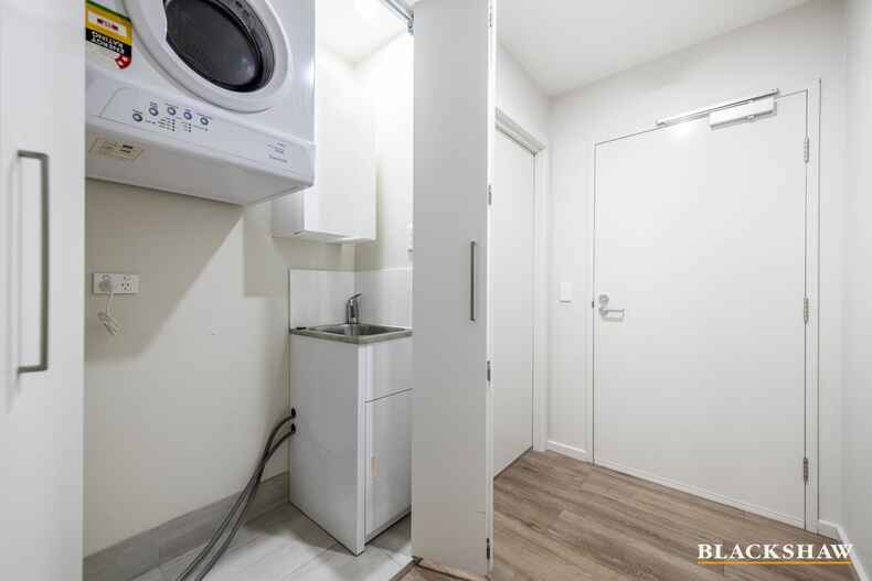 176/35 Oakden Street Greenway