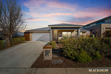 9 Henshaw Street Googong