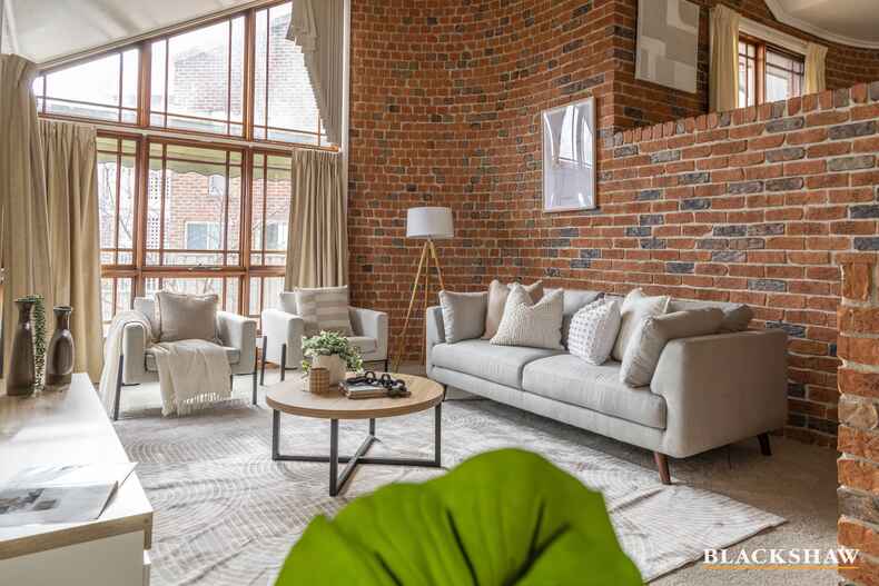 75 O'Connor Circuit Calwell