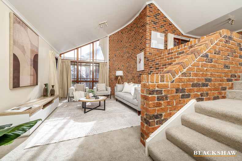 75 O'Connor Circuit Calwell