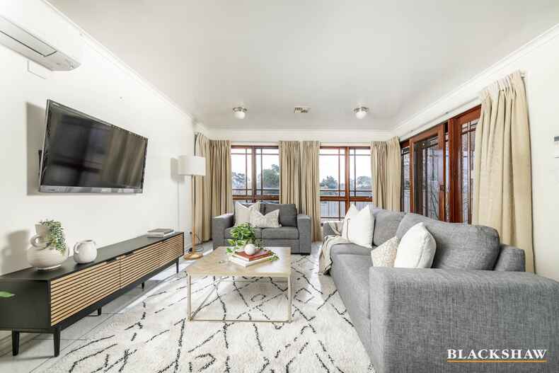 75 O'Connor Circuit Calwell