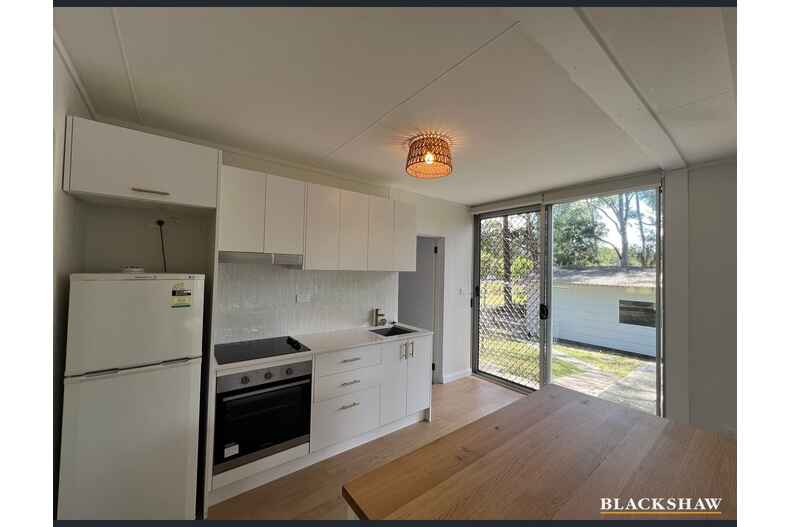 28 Pleasurelea Drive  Sunshine Bay