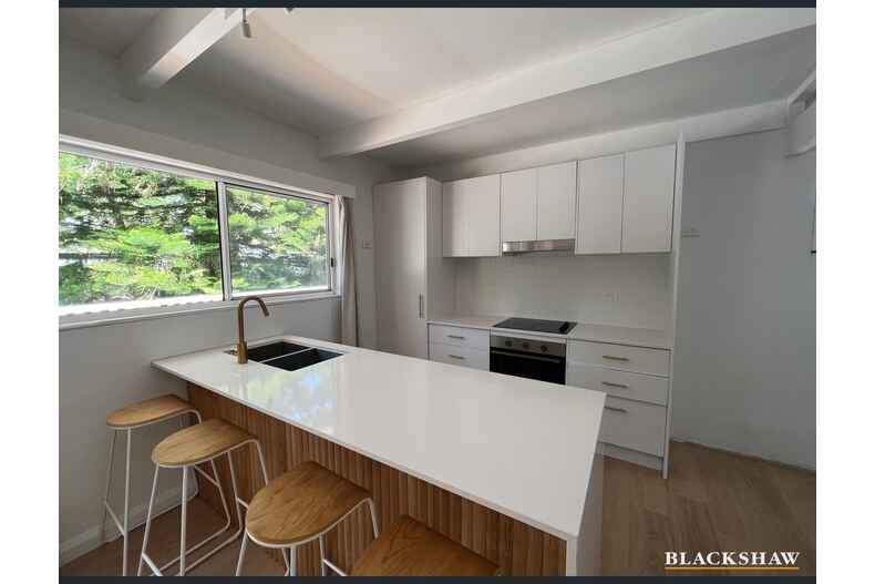 28 Pleasurelea Drive  Sunshine Bay