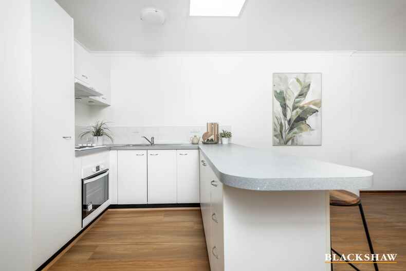 13/12 Luke Street Holt 13/12 Luke Street Holt