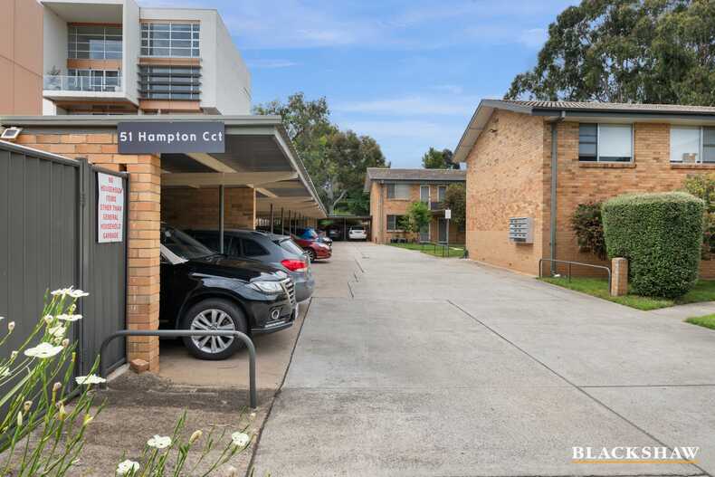 4/51 Hampton Circuit Yarralumla