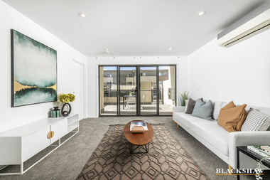 90/104 Henry Kendall Street Franklin