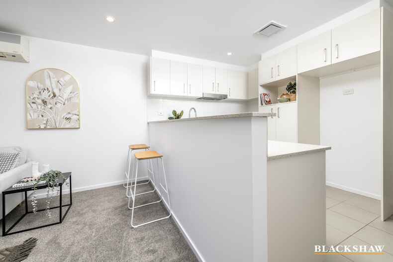 90/104 Henry Kendall Street Franklin