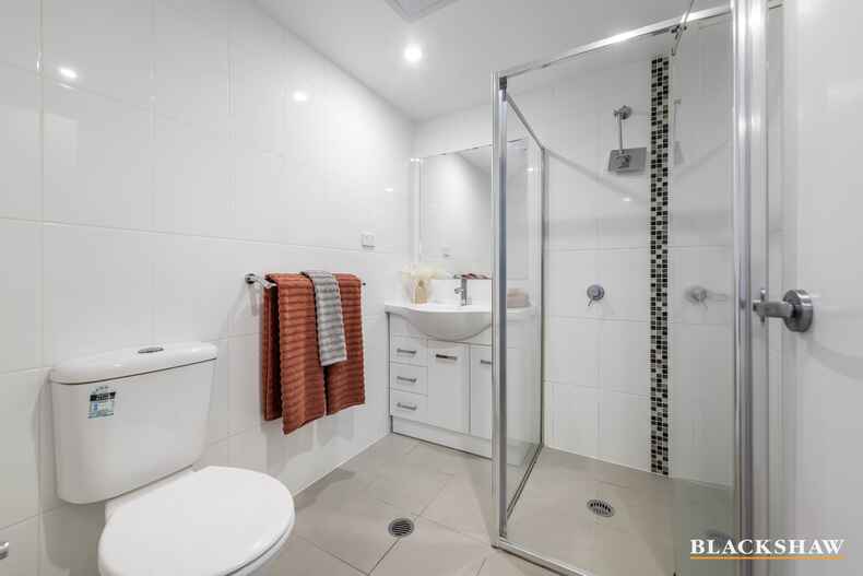 90/104 Henry Kendall Street Franklin