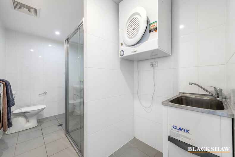 90/104 Henry Kendall Street Franklin