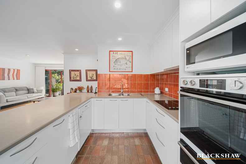 90 Bourne Street Cook 90 Bourne Street Cook