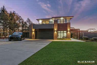 1 Rowell Place Weston