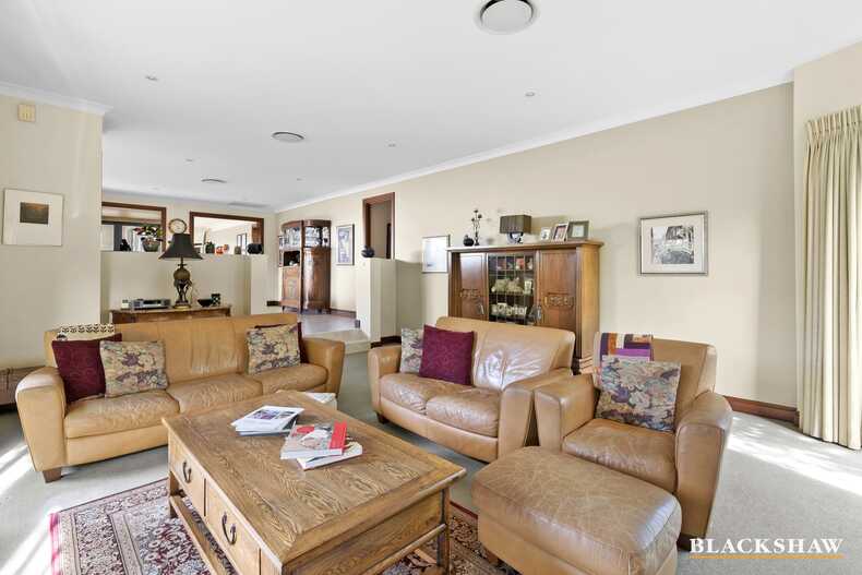 3 Deane Street Yarralumla