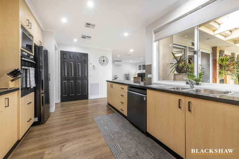 1 Dooland Court Nicholls 1 Dooland Court Nicholls