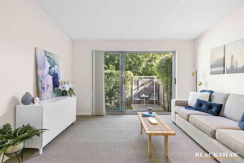 8/25 Macrobertson Street Mawson
